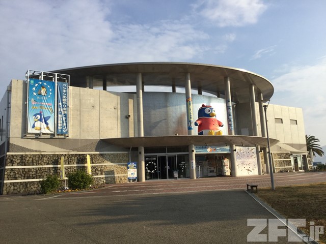 長崎ペンギン水族館